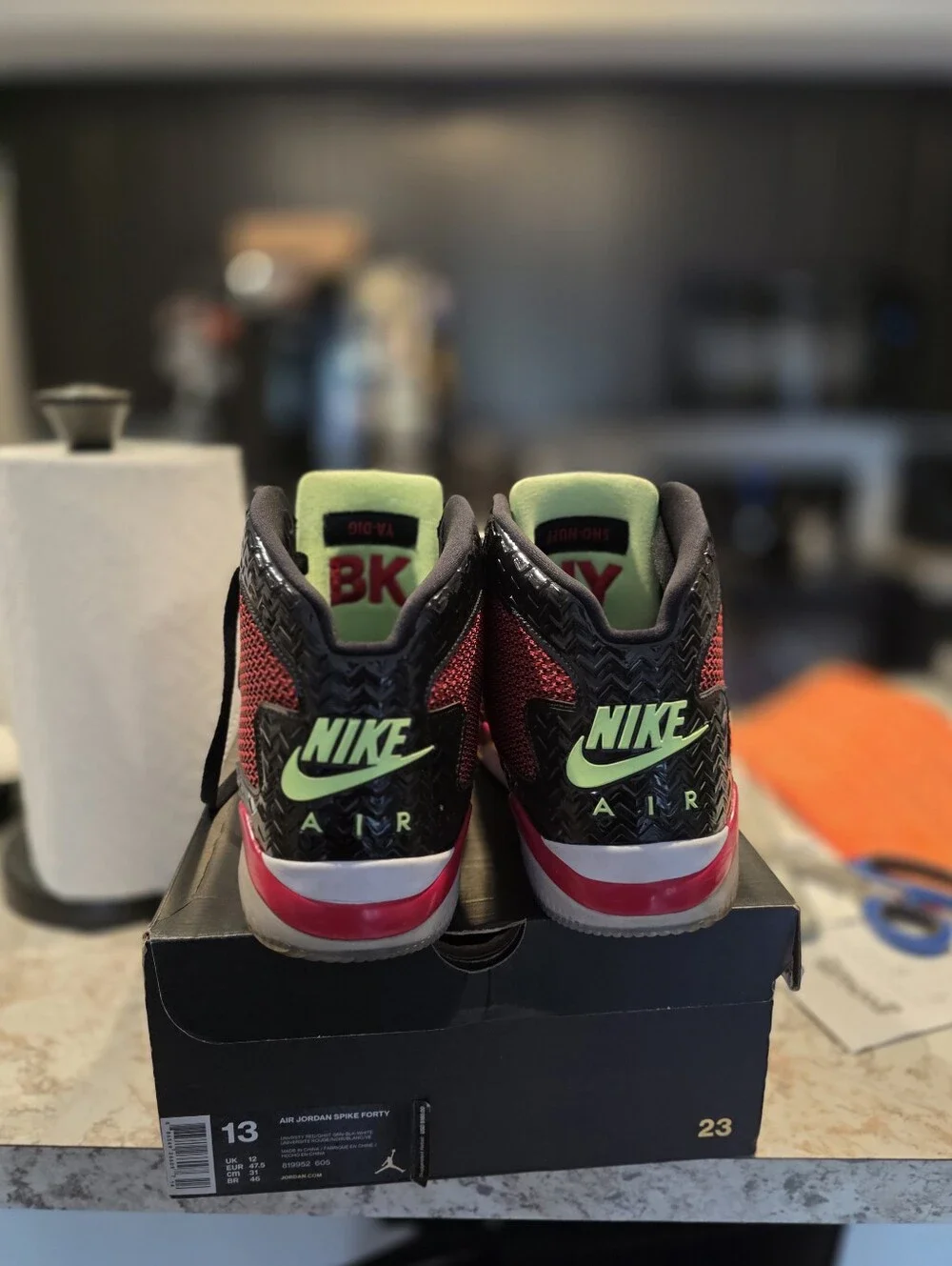 Air Jodan Spike 40 Mens Size 13